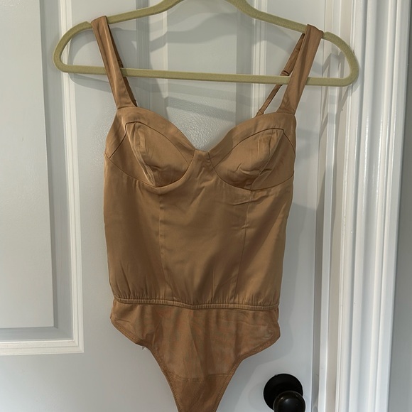 Abercrombie & Fitch Tops - Abercrombie bodysuit